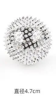 Magnetic Acupressure Balls – Hand Massage for Stress & Circulation