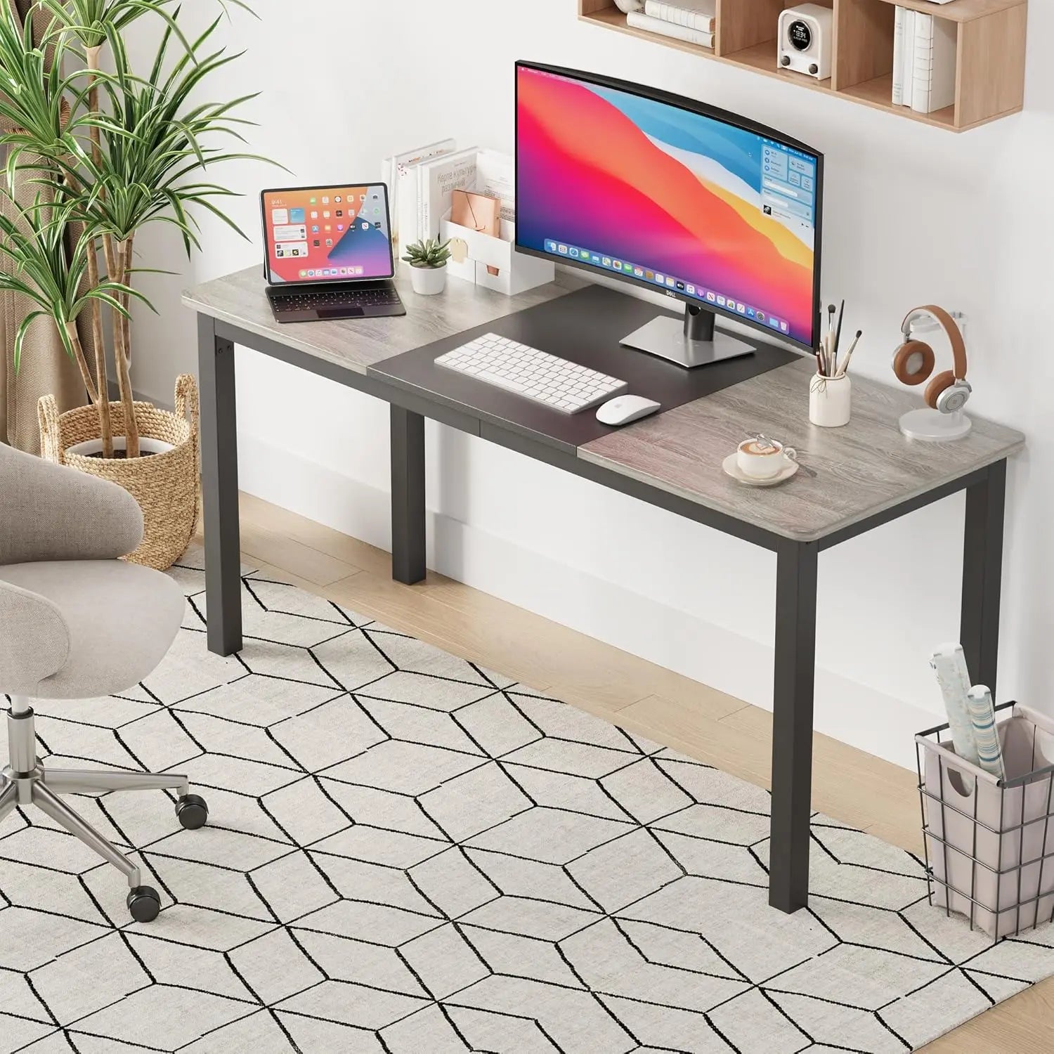 Black Metal Frame Computer & Writing Desk