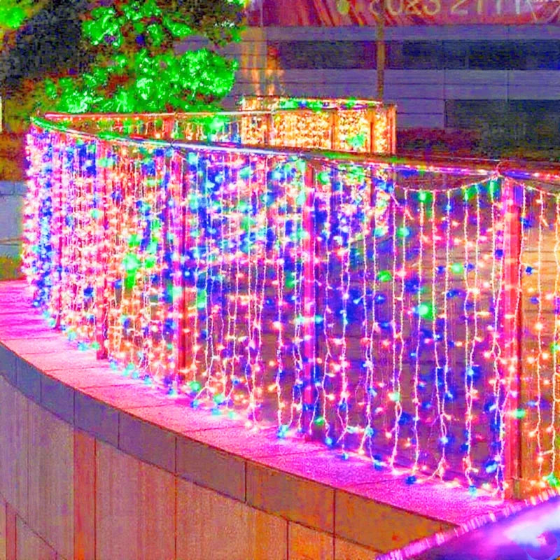 LED Icicle Christmas String Lights