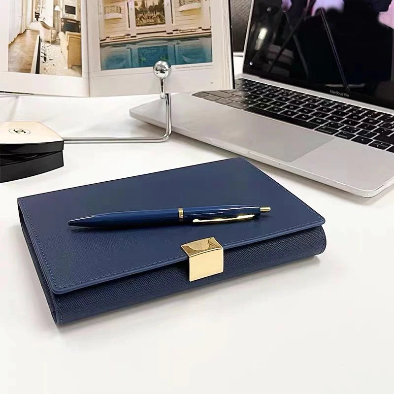 Loose-Leaf Notebook & Planner