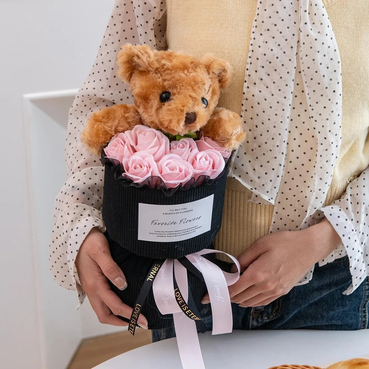 Rose Bear Bouquet Gift