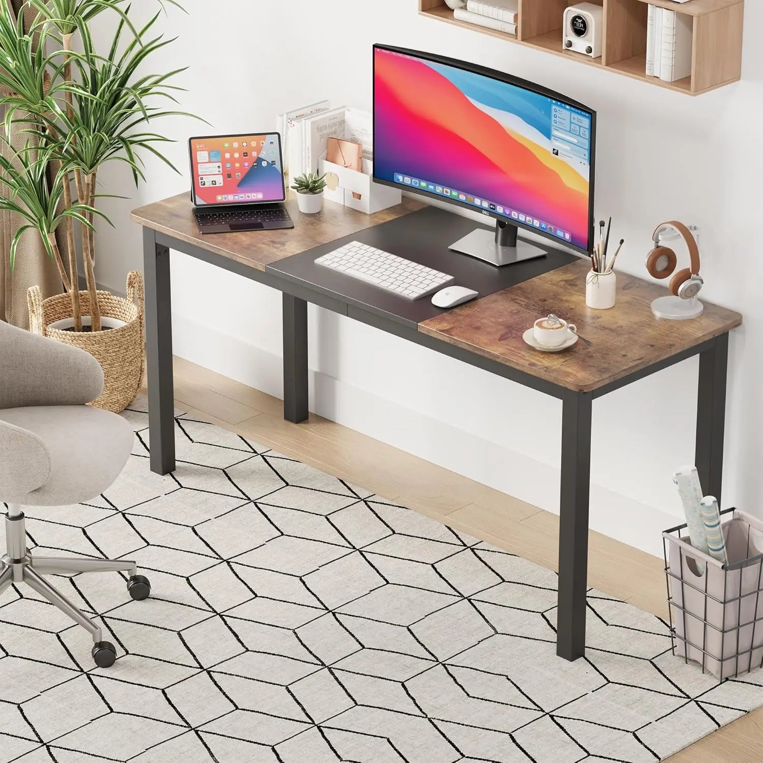 Black Metal Frame Computer & Writing Desk