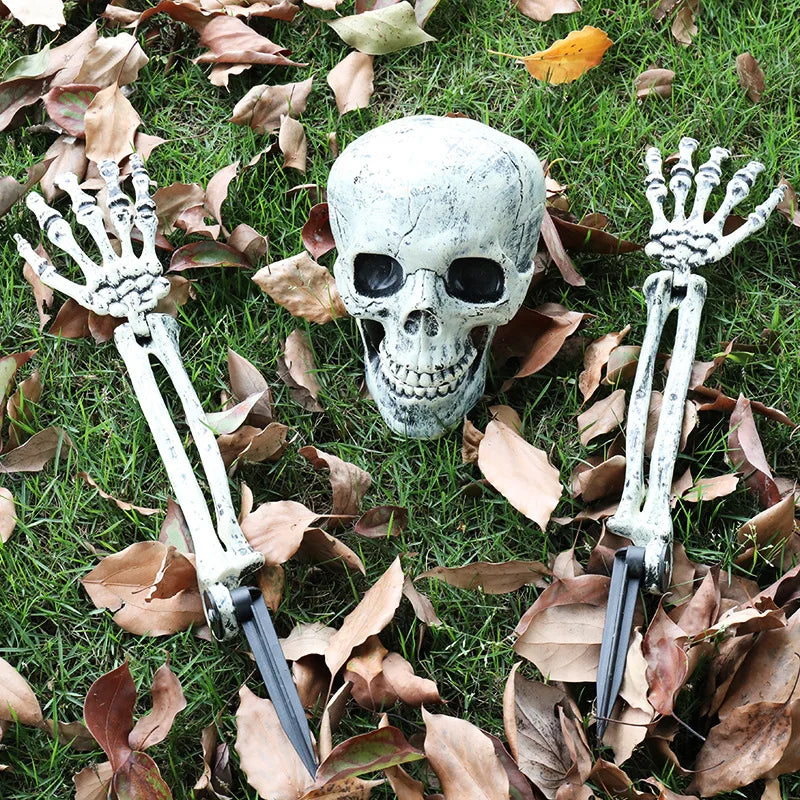 Realistic Skeleton Stakes – Skull