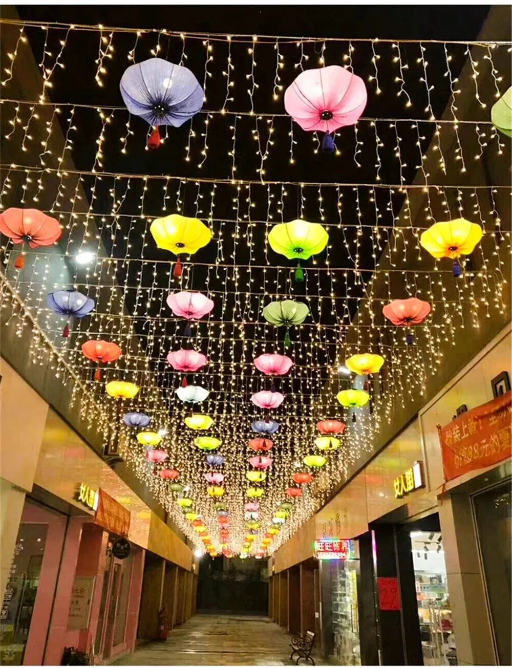 LED Icicle Christmas String Lights